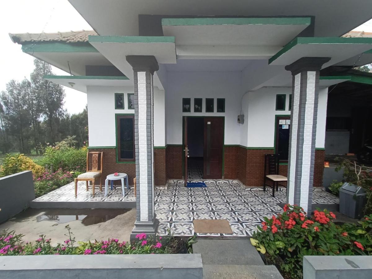 Elen Homestay By Abm Bromo Extérieur photo